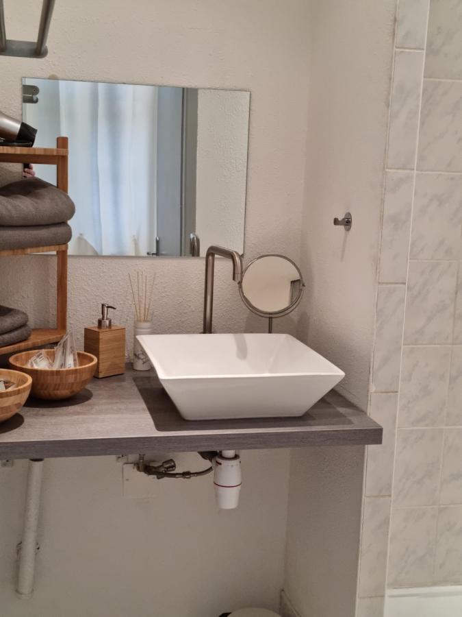 Kleines Appartement Im Zentrum Dole Zewnętrze zdjęcie